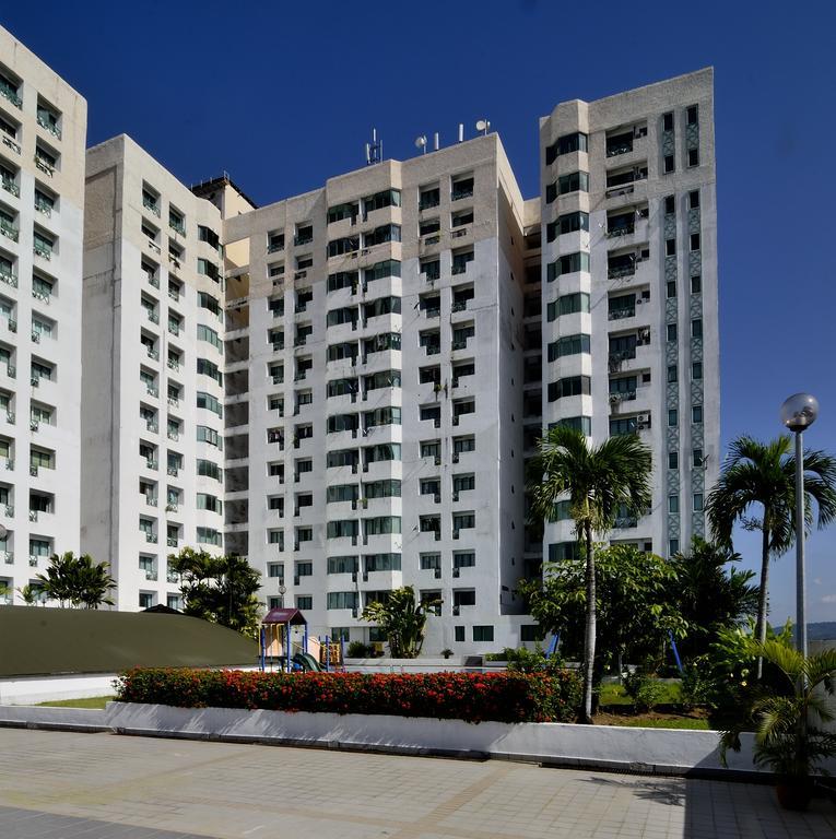 Likas Square Apartment Hotel Kota Kinabalu Exterior foto